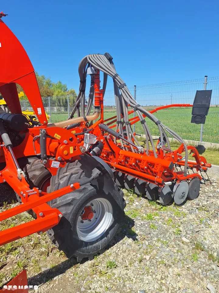 2023 Kubota, Import Auf Lager in der EU — Foto 3 z 6
