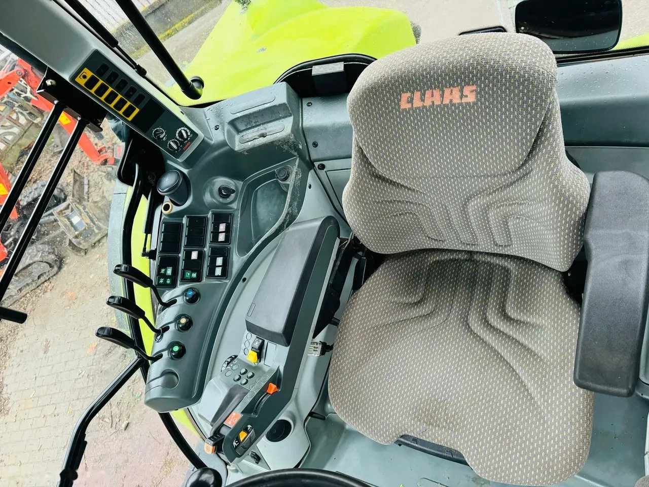 2016 Claas Arion 620, Import Auf Lager in der EU — Foto 14 z 15