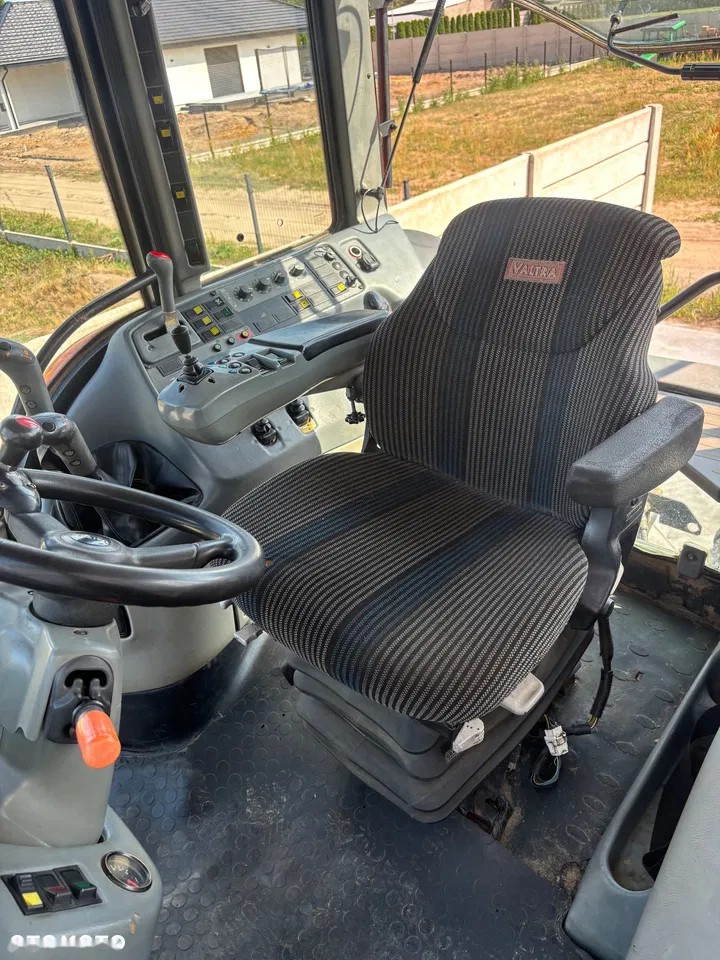 2003 Valtra T160, 10.600 mth, Import Auf Lager in der EU — Foto 5 z 7