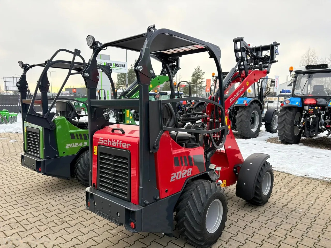 2026 Schaffer 2028, Import Auf Lager in der EU — Foto 4 z 15