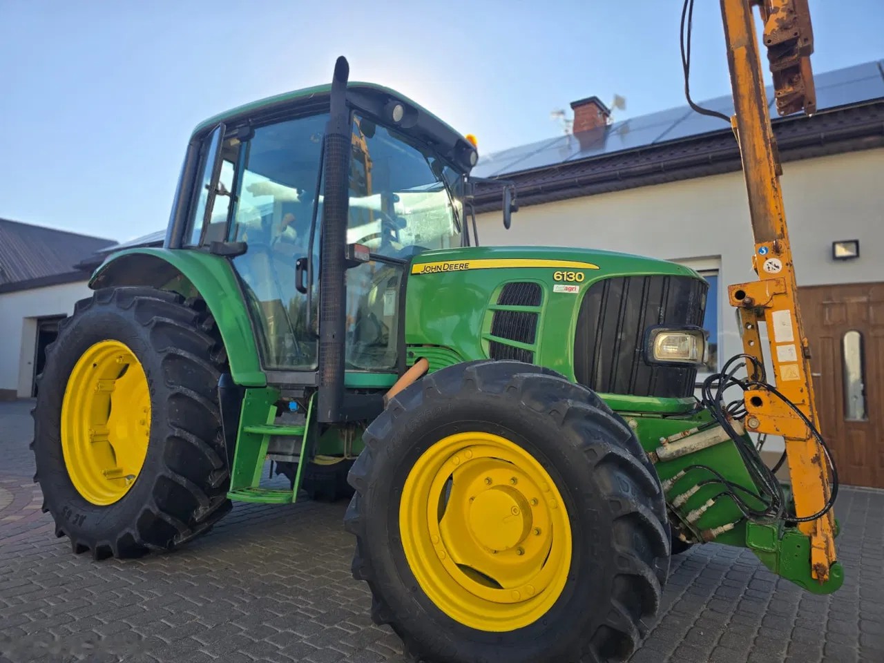 2009 John Deere 6130, 8.200 mth, Import Auf Lager in der EU — Foto 1
