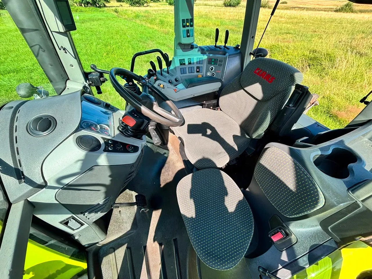 2009 Claas, 8.921 mth, Import Auf Lager in der EU — Foto 5 z 24