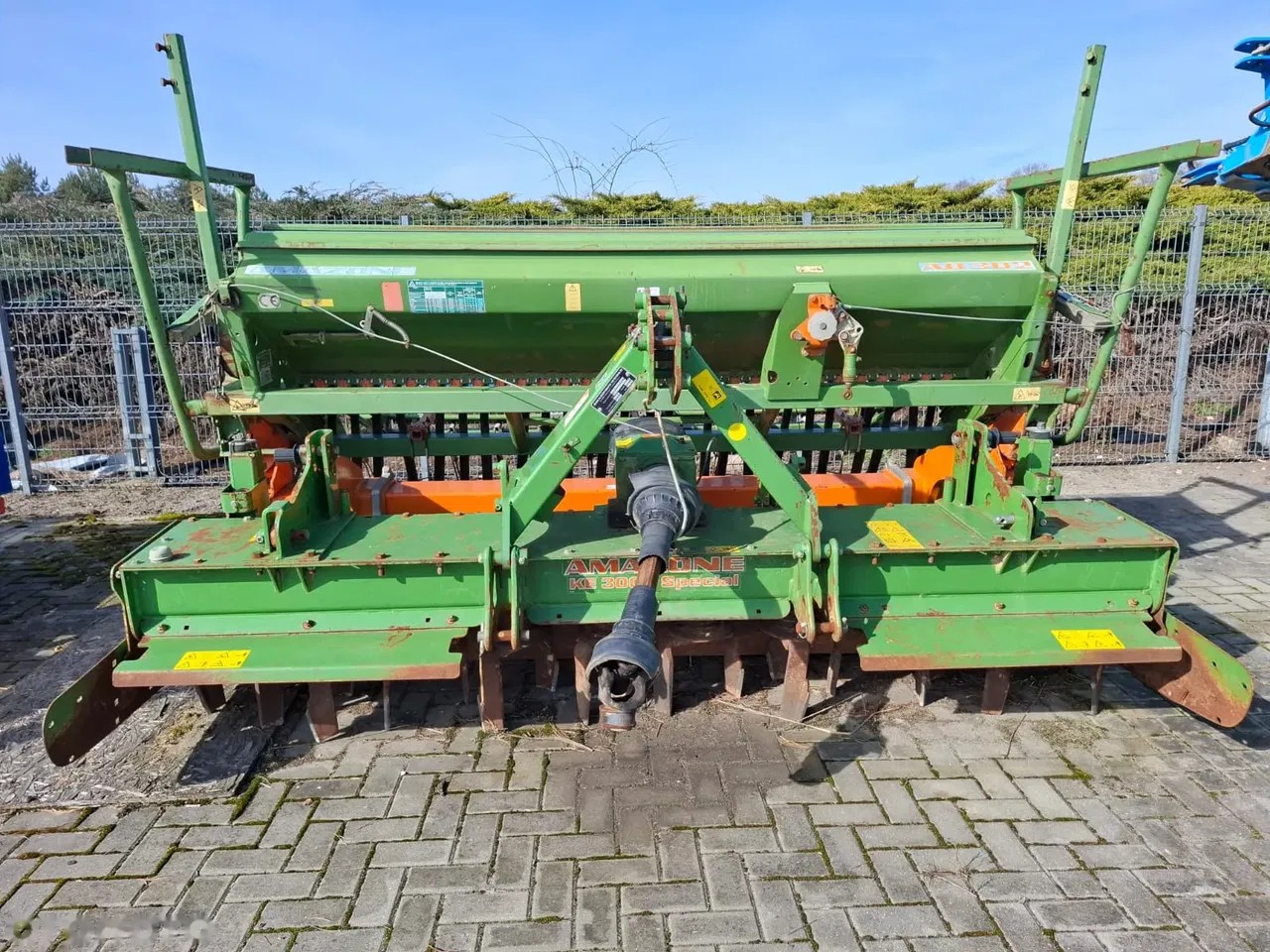 2010 Amazone SADA, Import Auf Lager in der EU — Foto 2 z 13