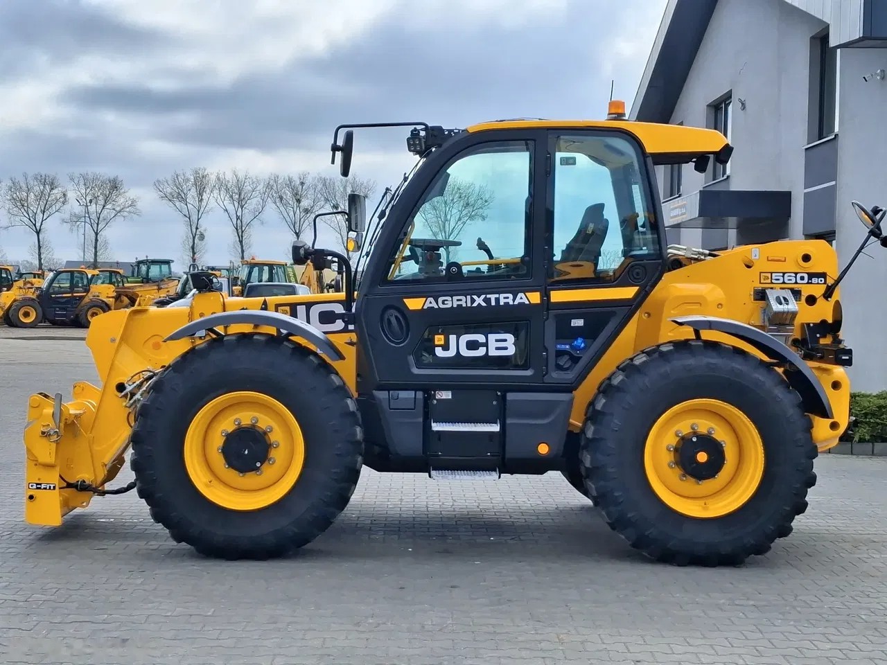 2025 JCB 560-80, 359 mth, Import Auf Lager in der EU — Foto 2 z 14