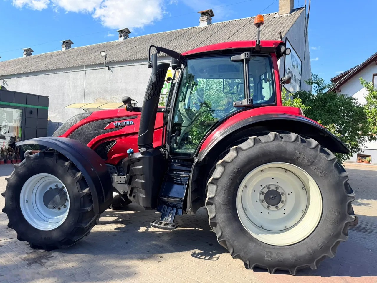 2015 Valtra T154 Direct, 7.593 mth, Import Auf Lager in der EU — Foto 5 z 24