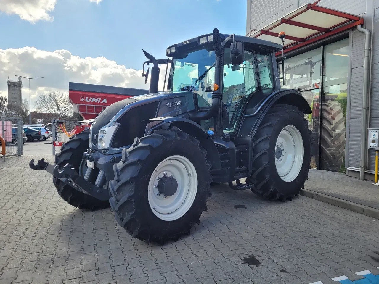 2014 Valtra N103.4, 3.500 mth, Import Auf Lager in der EU — Foto 1