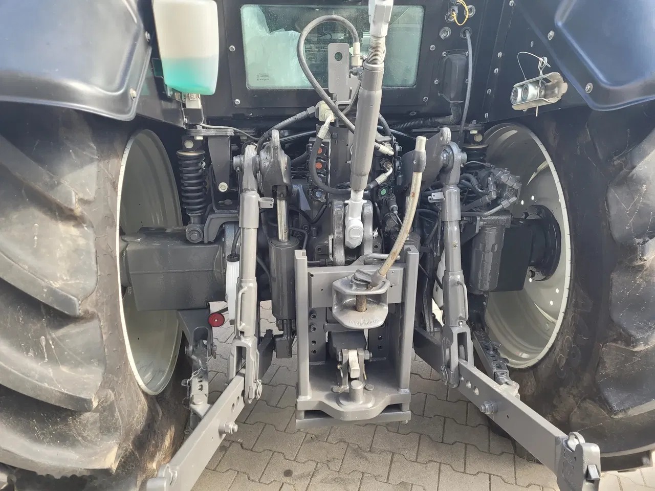 2014 Valtra N103.4, 3.500 mth, Import Auf Lager in der EU — Foto 7 z 18