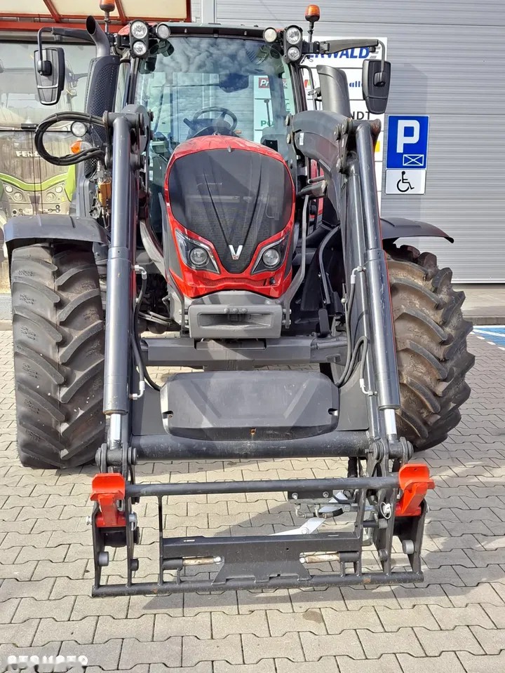 2018 Valtra N114, 3.560 mth, Import Auf Lager in der EU — Foto 3 z 24