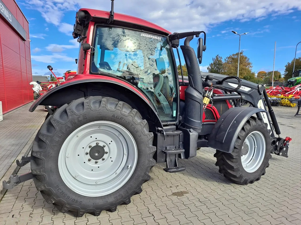 2018 Valtra N114, 3.560 mth, Import Auf Lager in der EU — Foto 8 z 24