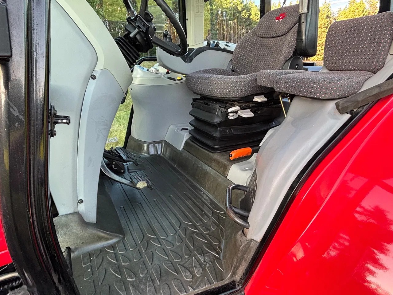 2006 Massey Ferguson, 7.211 mth, Import Auf Lager in der EU — Foto 9 z 24