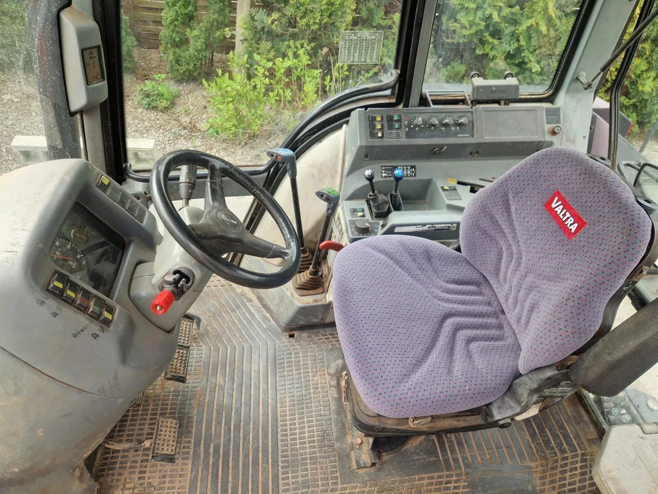 2001 Valtra VALMET, Import Auf Lager in der EU — Foto 8 z 12