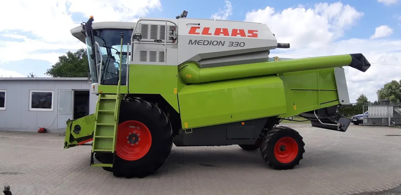 2007 Claas Medion 330, 2.819 mth, Import Auf Lager in der EU — Foto 9 z 24