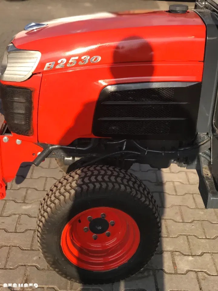 2011 Kubota B 2530, 414 mth, Import Auf Lager in der EU — Foto 8 z 17