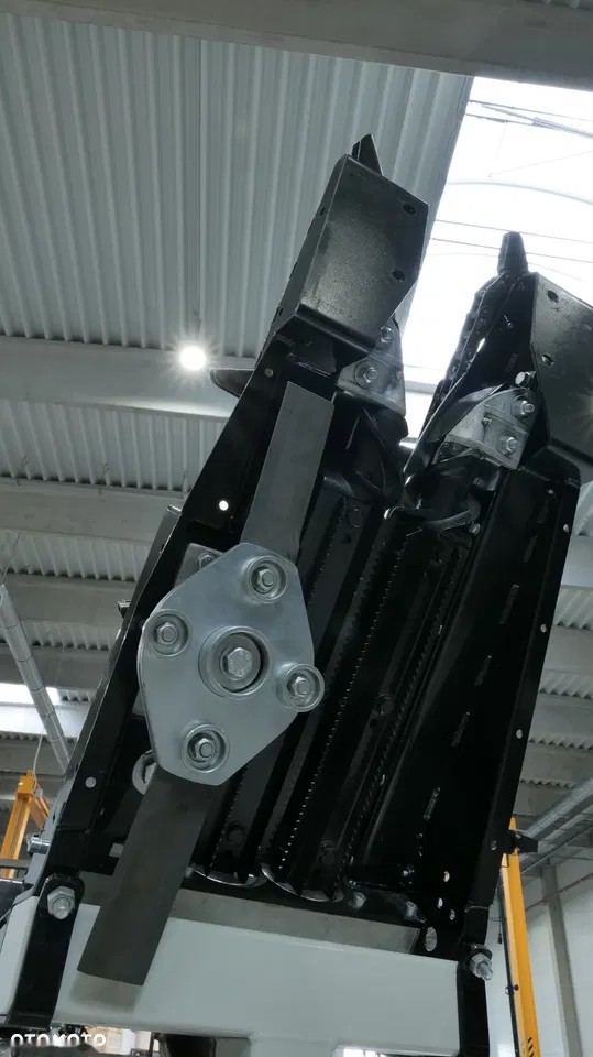 2023 Oros CORNADO, Import Auf Lager in der EU — Foto 11 z 12