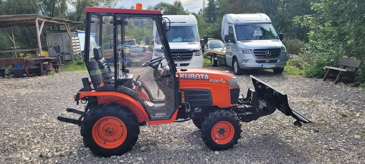 2013 Kubota B1830, 1.823 mth, Import Auf Lager in der EU — Foto 6 z 14