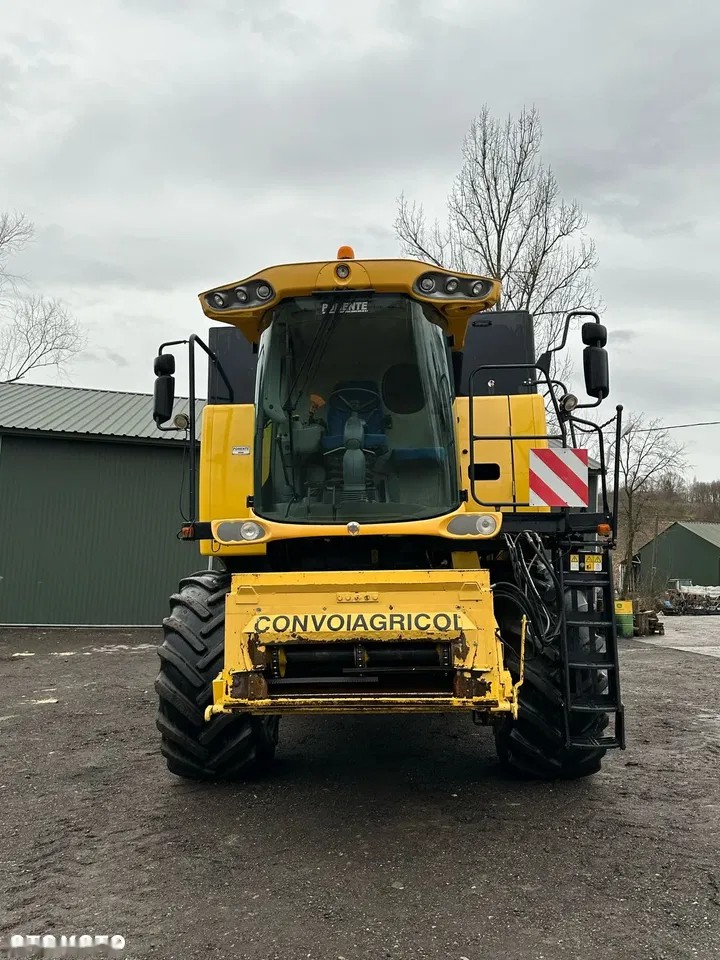 2009 New Holland CSX 7060, 1.410 mth, Import Auf Lager in der EU — Foto 6 z 14