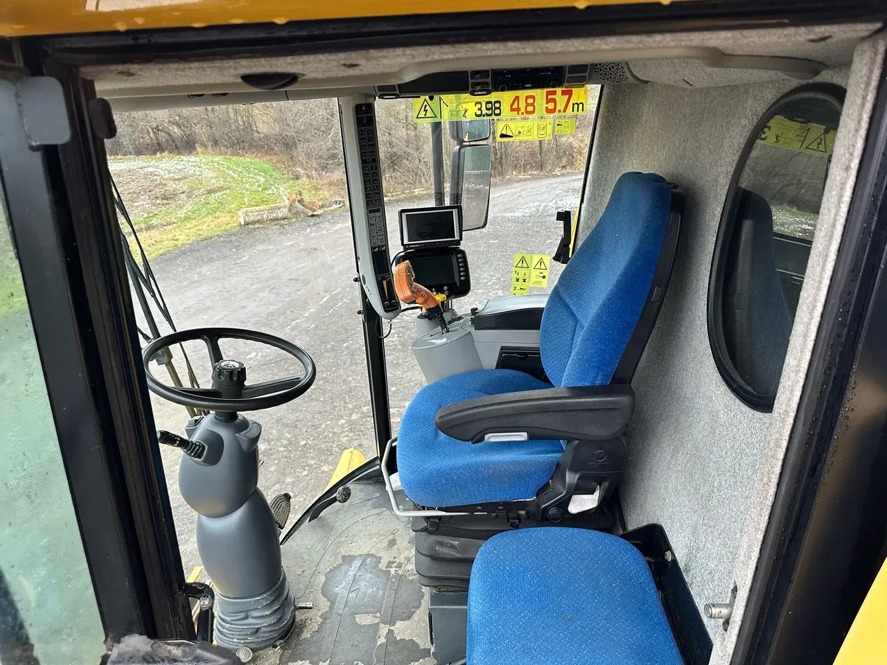 2009 New Holland CSX 7060, 1.410 mth, Import Auf Lager in der EU — Foto 8 z 14