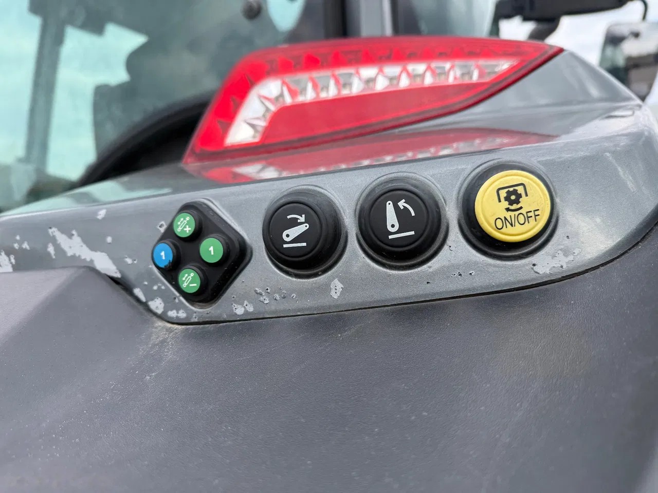 2017 Valtra N174, 7.000 mth, Import Auf Lager in der EU — Foto 12 z 21