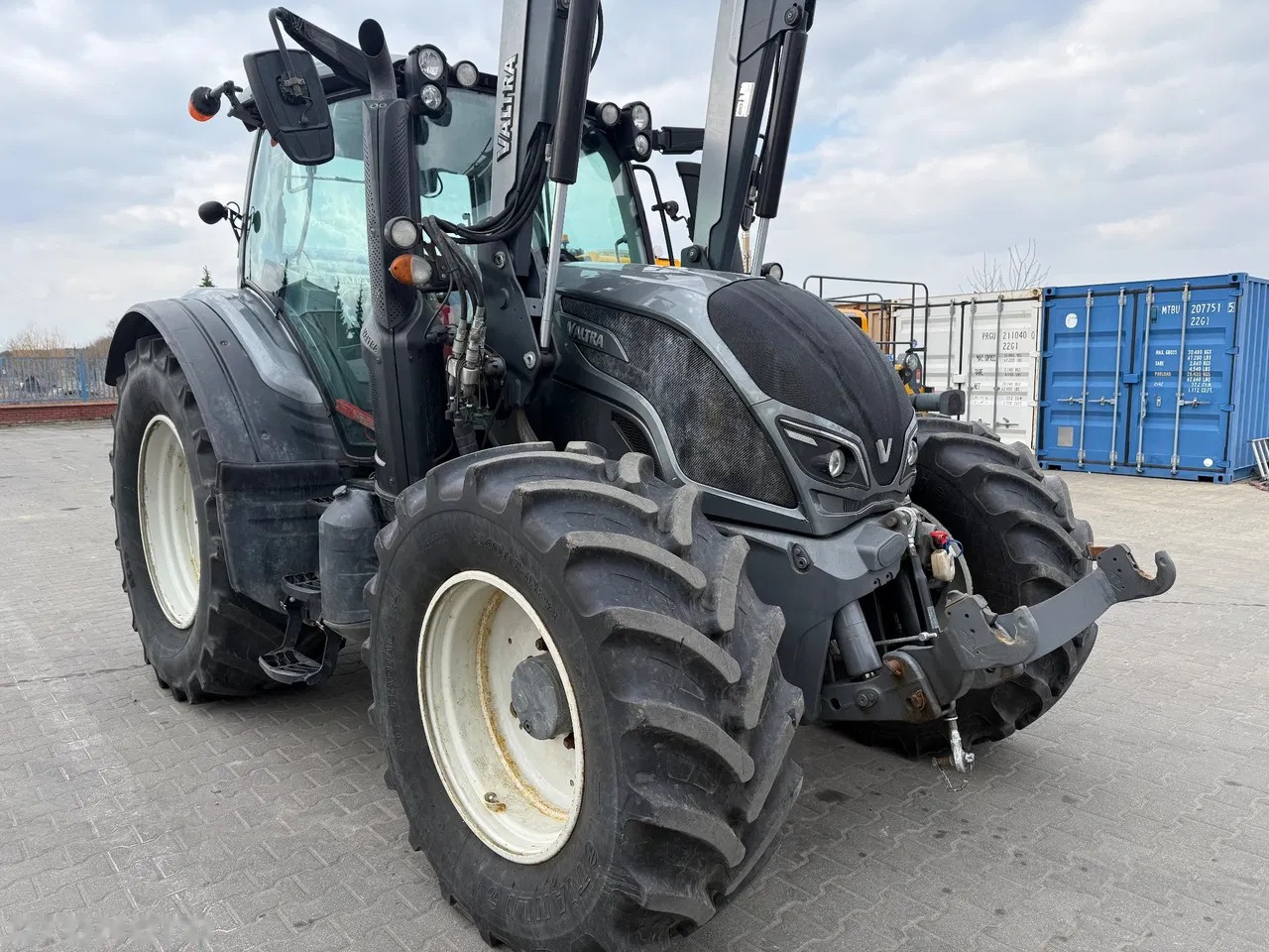 2017 Valtra N174, 7.000 mth, Import Auf Lager in der EU — Foto 2 z 21