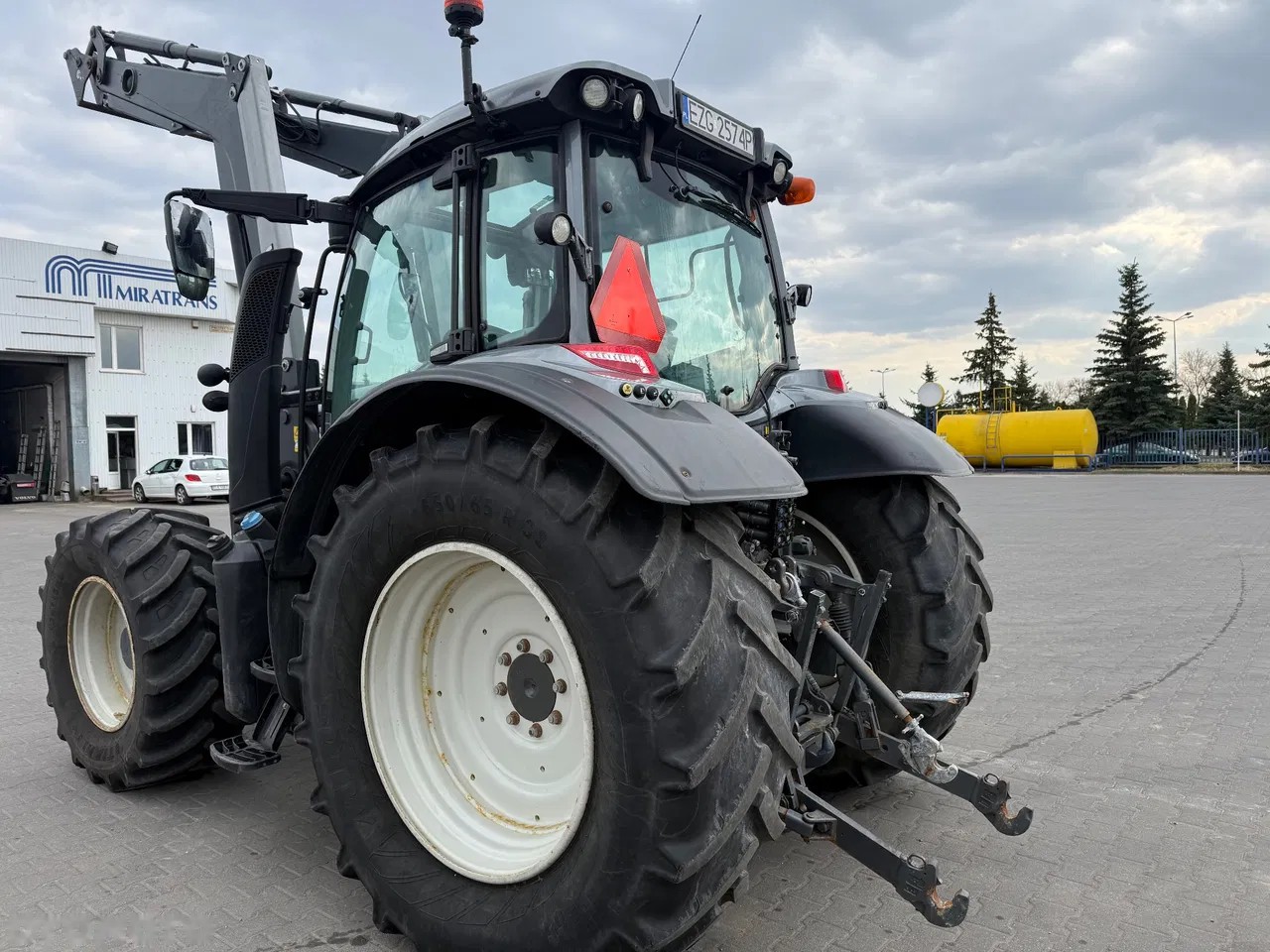 2017 Valtra N174, 7.000 mth, Import Auf Lager in der EU — Foto 4 z 21