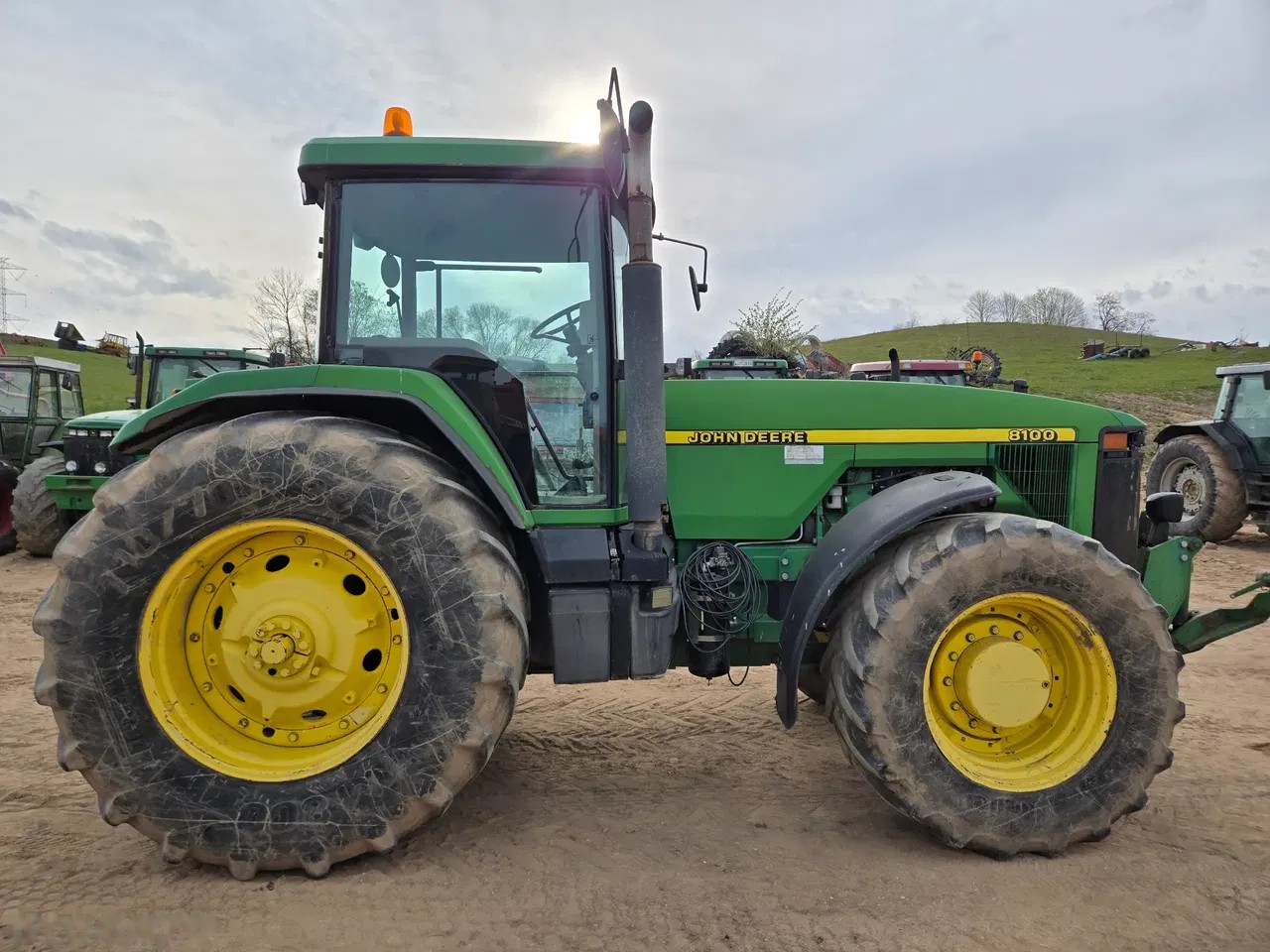 1999 John Deere 8100 Export 4WD, Import Auf Lager in der EU — Foto 4 z 7