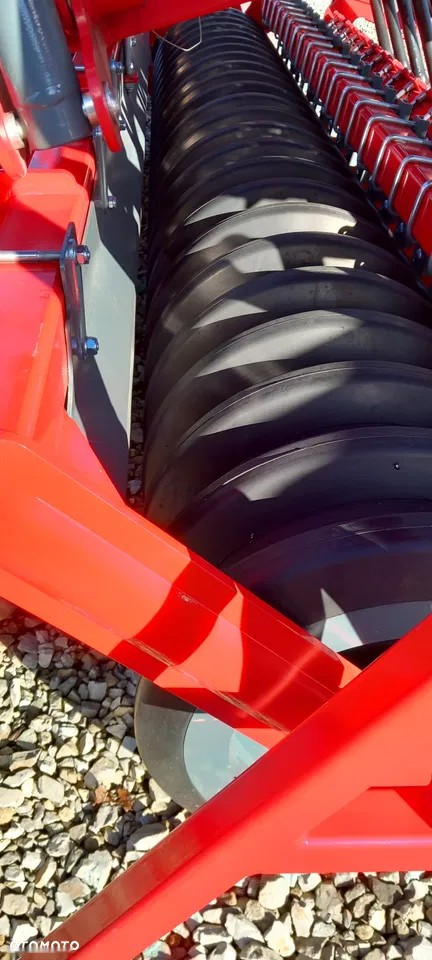 2023 Unia FM, Import Auf Lager in der EU — Foto 7 z 7