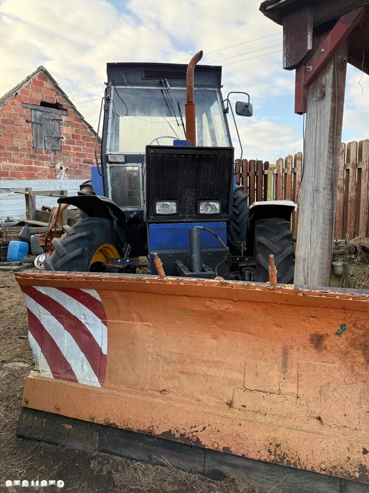 1986 Universal 642DT, Import Auf Lager in der EU — Foto 3 z 4