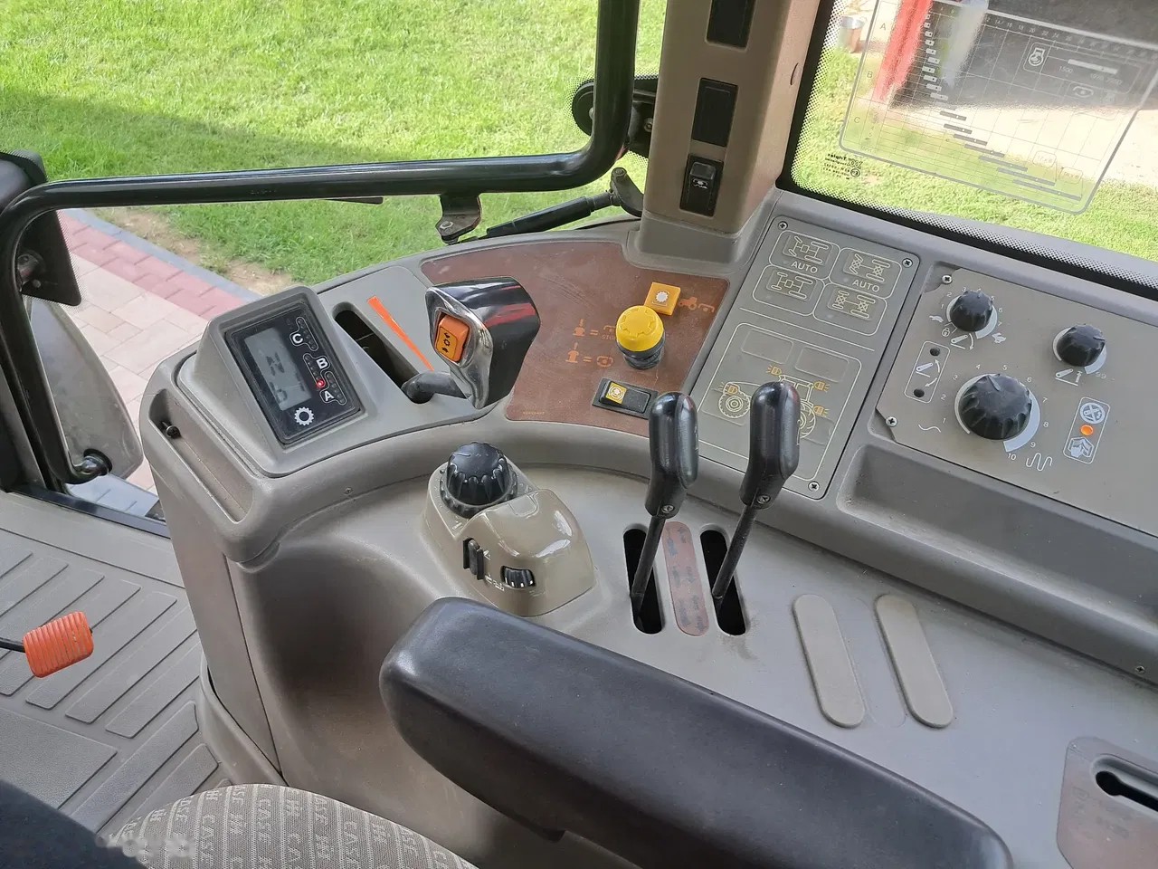 2003 Case Ih MXM 120, 5.560 mth, Import Auf Lager in der EU — Foto 10 z 11