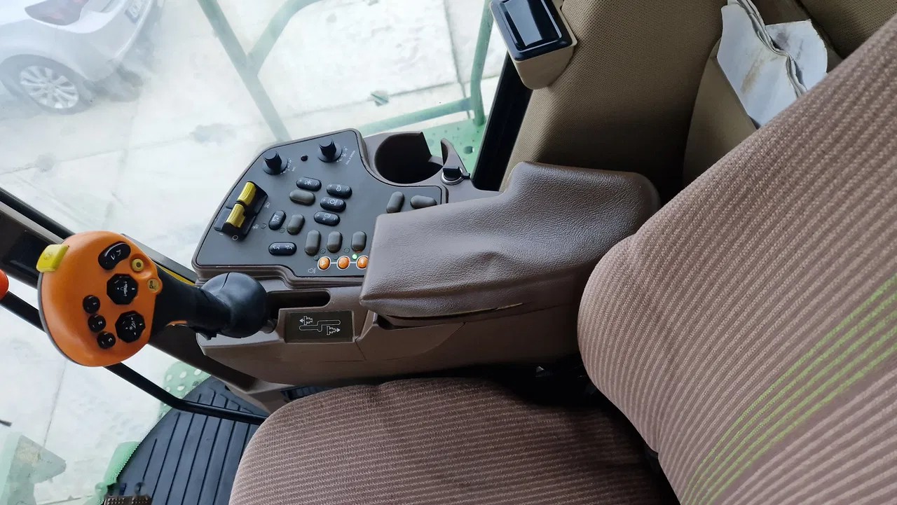 2002 John Deere 9580 WTS, 3.238 mth, Import Auf Lager in der EU — Foto 13 z 22