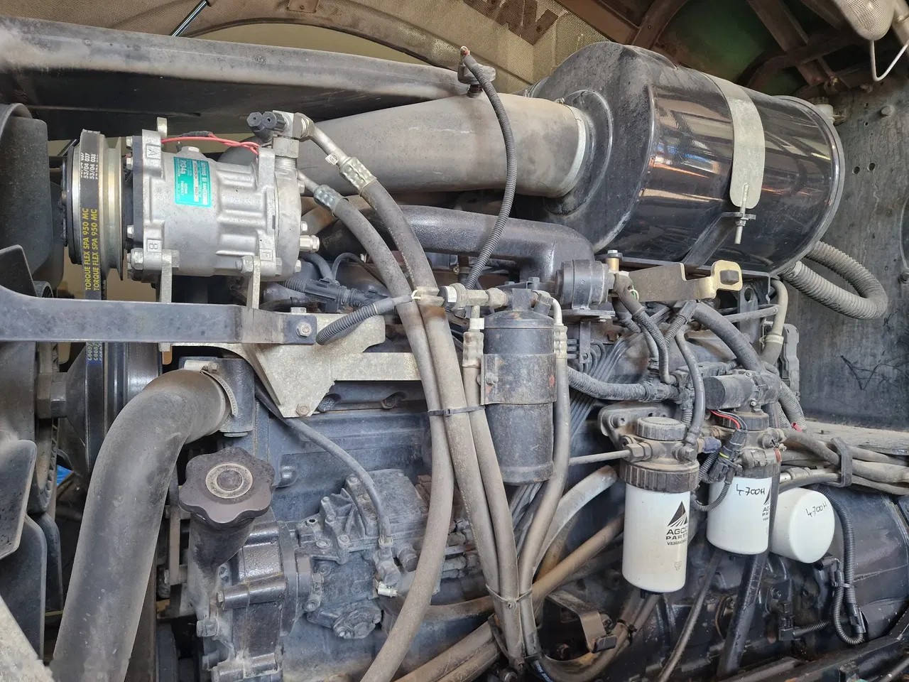 2004 Valtra T140 HiTech, 5.248 mth, Import Auf Lager in der EU — Foto 16 z 24