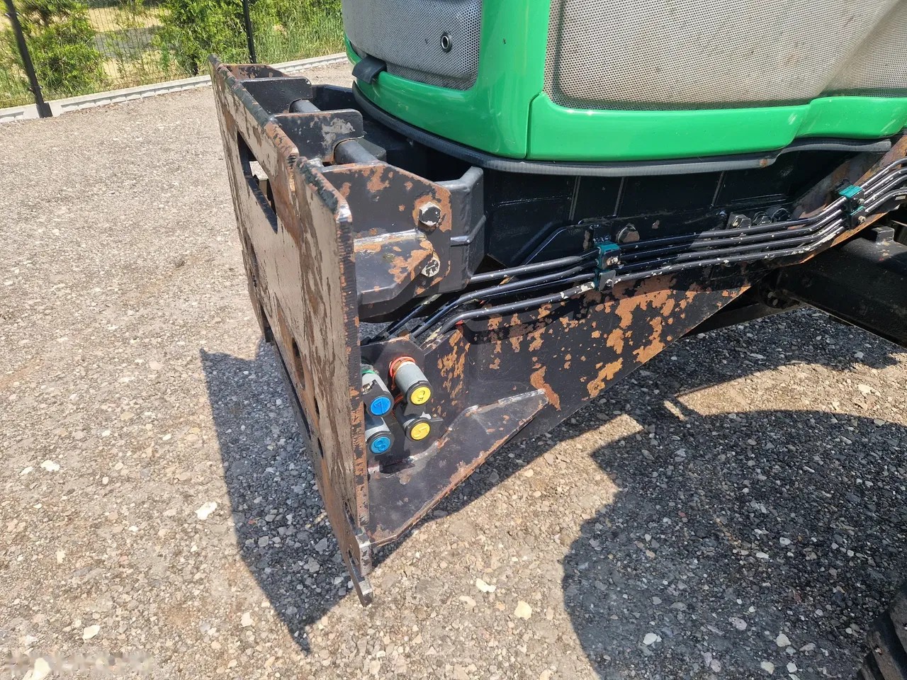 2004 Valtra T140 HiTech, 5.248 mth, Import Auf Lager in der EU — Foto 3 z 24