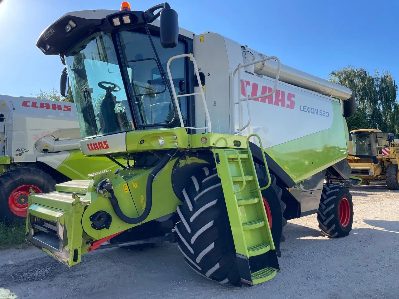 2006 Claas Lexion 520, Import Auf Lager in der EU — Foto 1