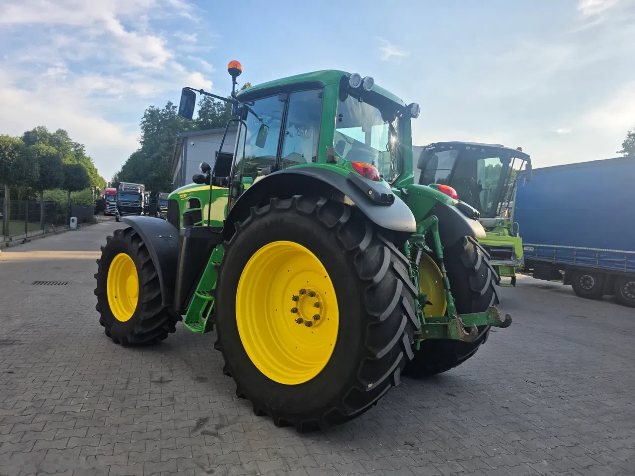 2011 John Deere 7530, 7.400 mth, Import Auf Lager in der EU — Foto 3 z 8