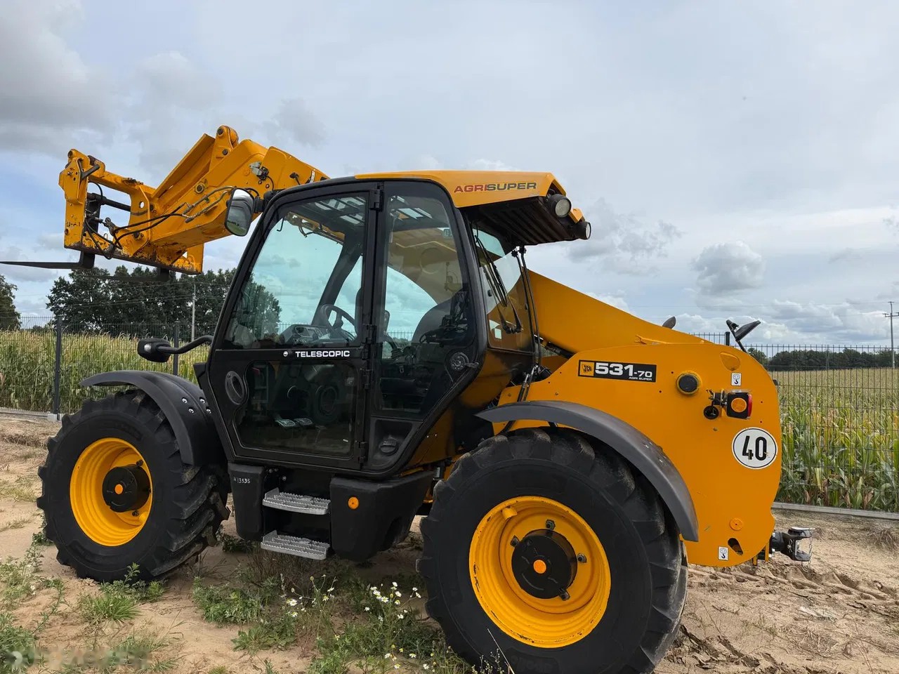 2011 JCB TELESKOPICKÝ, 6.800 mth, Import Auf Lager in der EU — Foto 6 z 13