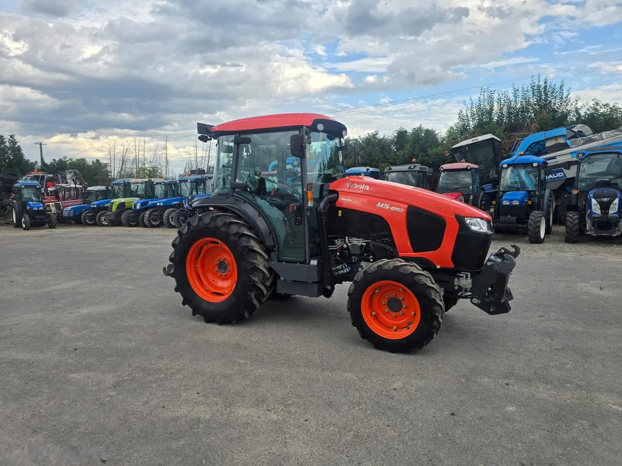 2024 Kubota M 5-092, 1.600 mth, Import Auf Lager in der EU — Foto 1