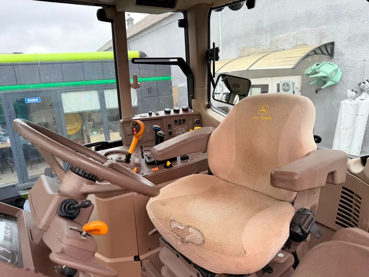 2017 John Deere 6130M, 5.134 mth, Import Auf Lager in der EU — Foto 10 z 15