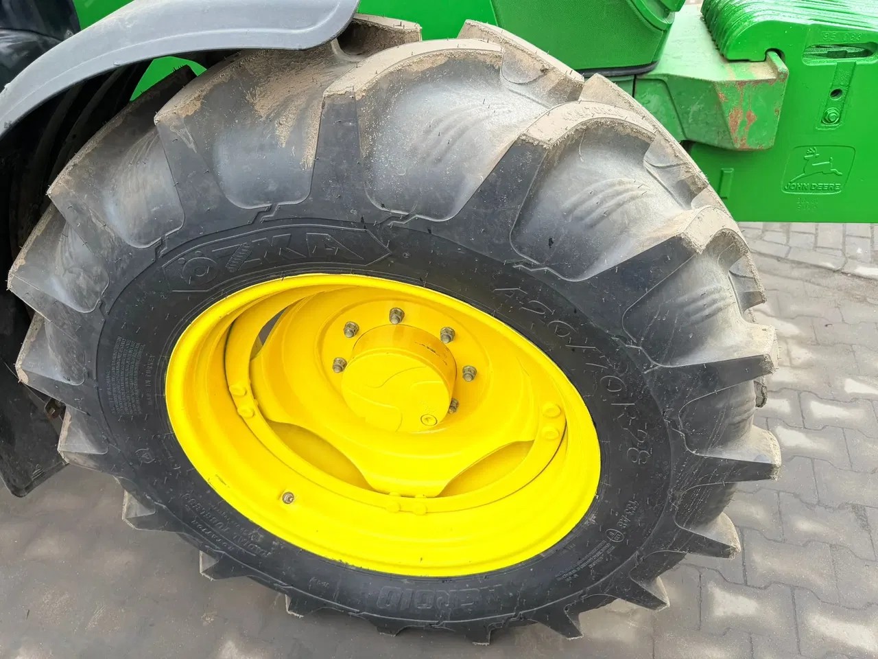 2017 John Deere 6130M, 5.134 mth, Import Auf Lager in der EU — Foto 13 z 15