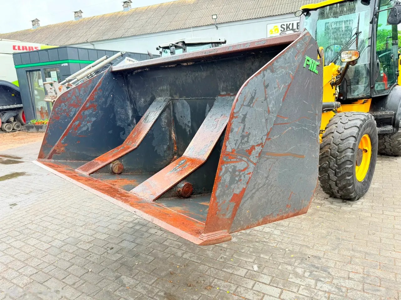 2009 JCB 409, 6.050 mth, Import Auf Lager in der EU — Foto 13 z 24
