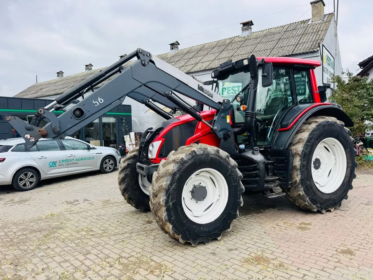 2013 Valtra N123 HiTech, 7.763 mth, Import Auf Lager in der EU — Foto 7 z 21