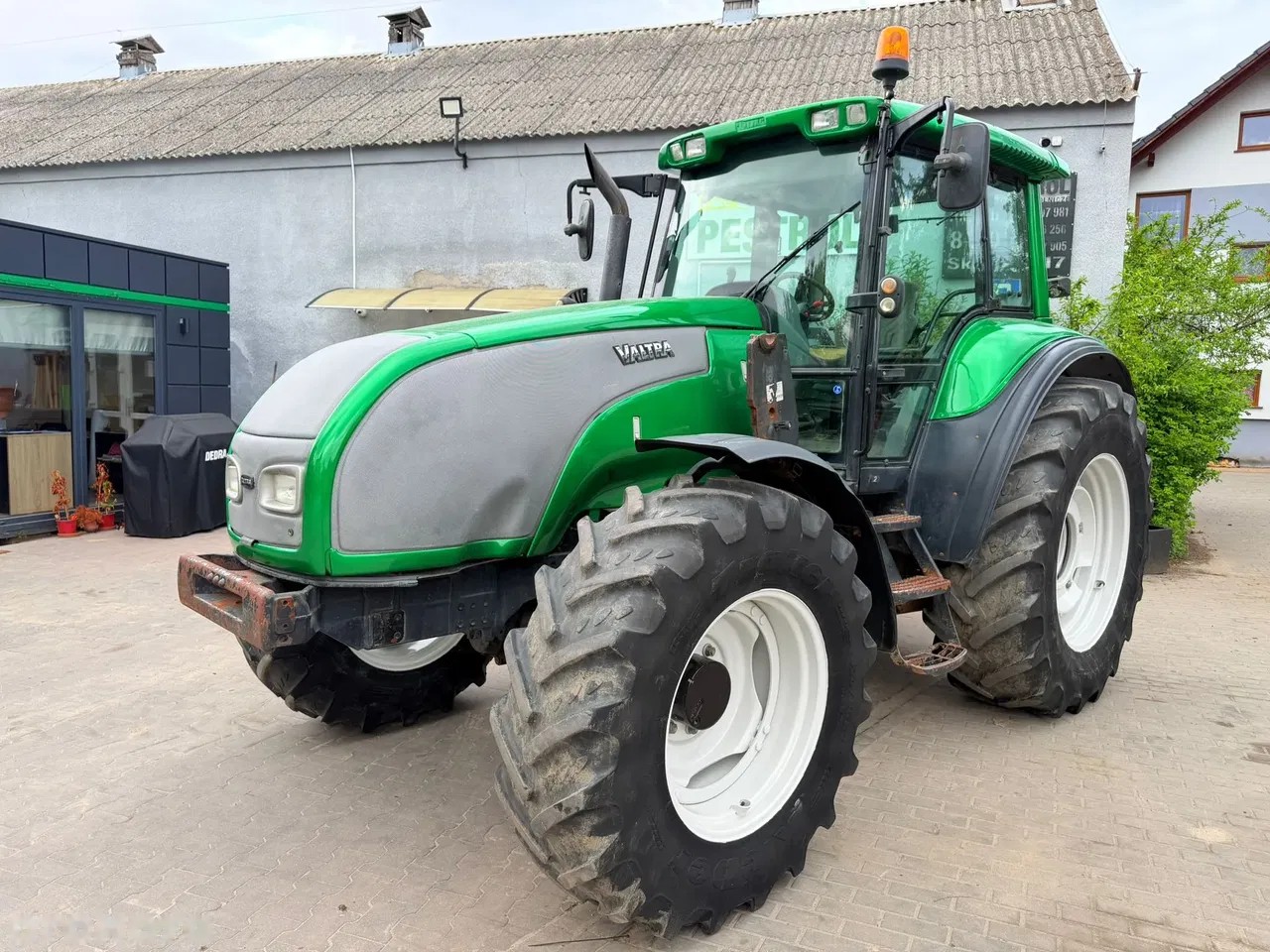 2004 Valtra T 120, Import Auf Lager in der EU — Foto 1 z 21 2004 Valtra T 120, Import Auf Lager in der EU — Foto 1 z 21
