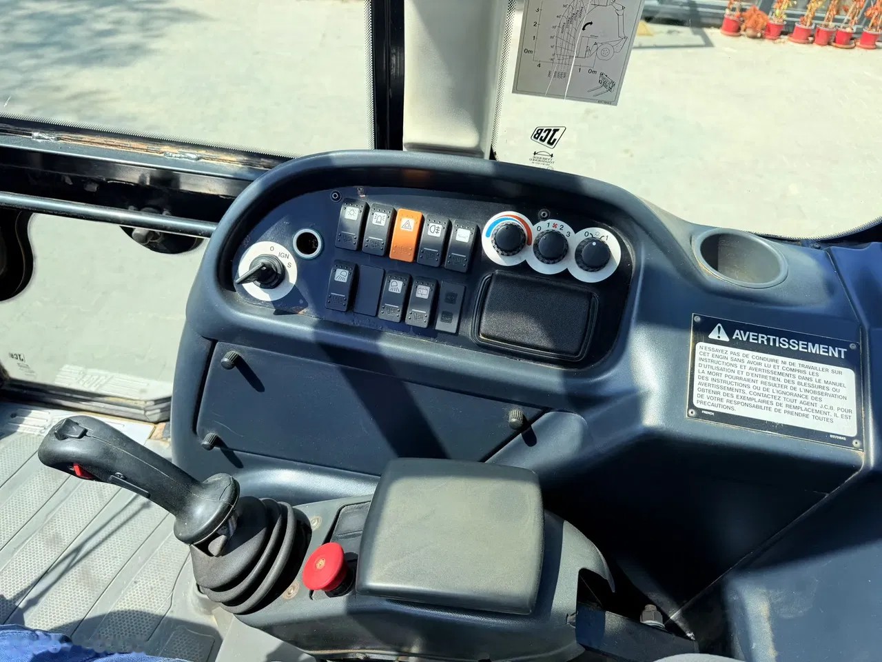 2005 JCB TM 300, Import Auf Lager in der EU — Foto 15 z 17