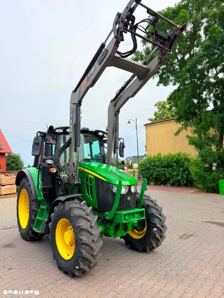 2020 John Deere 6100M, 5.500 mth, Import Auf Lager in der EU — Foto 4 z 24