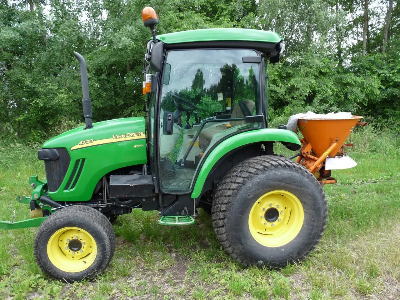 2013 John Deere 4720, 3.250 mth, Import Auf Lager in der EU — Foto 2 z 7