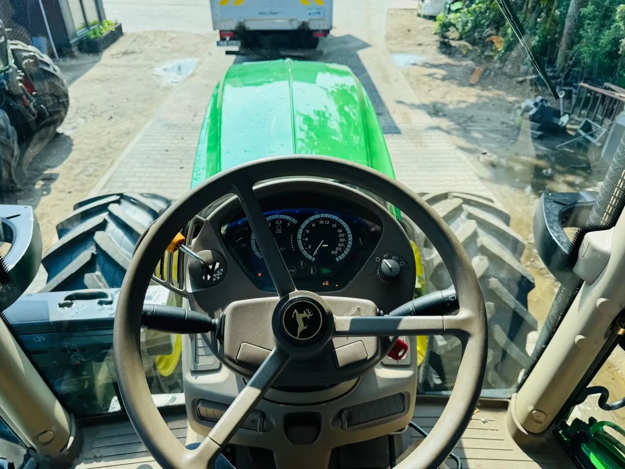 2013 John Deere 6170R, 8.353 mth, Import Auf Lager in der EU — Foto 11 z 11