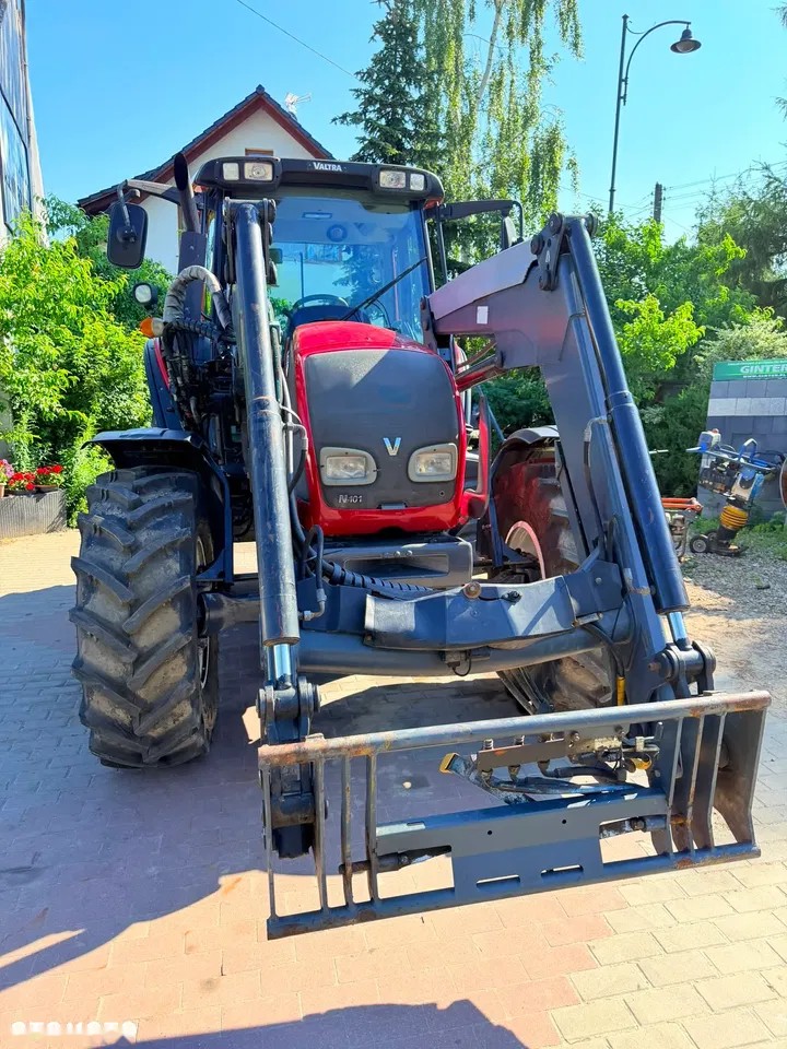 2013 Valtra N101, 9.600 mth, Import Auf Lager in der EU — Foto 5 z 19