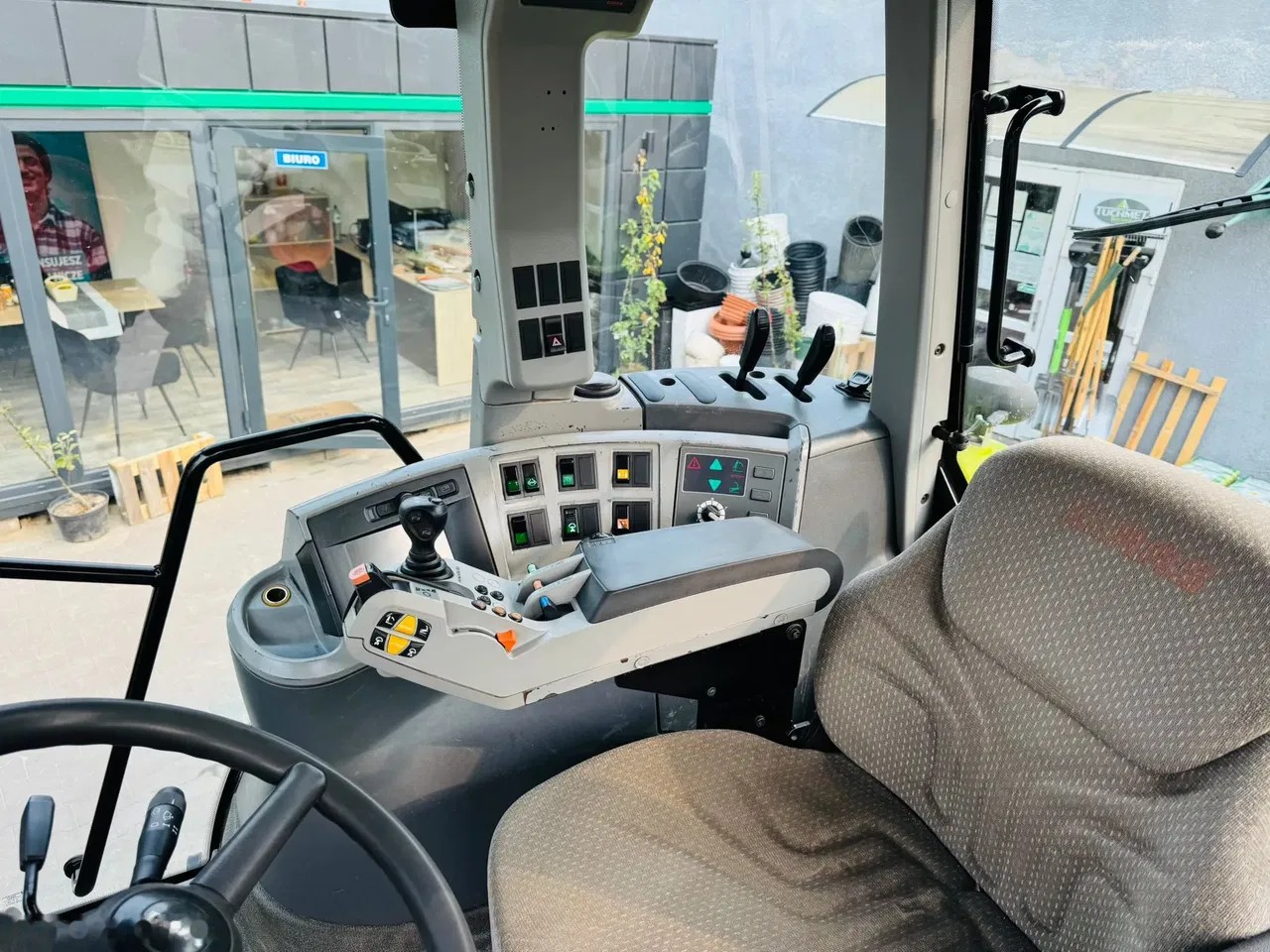 2007 Claas Axion 850 CEBIS, 9.100 mth, Import Auf Lager in der EU — Foto 11 z 14