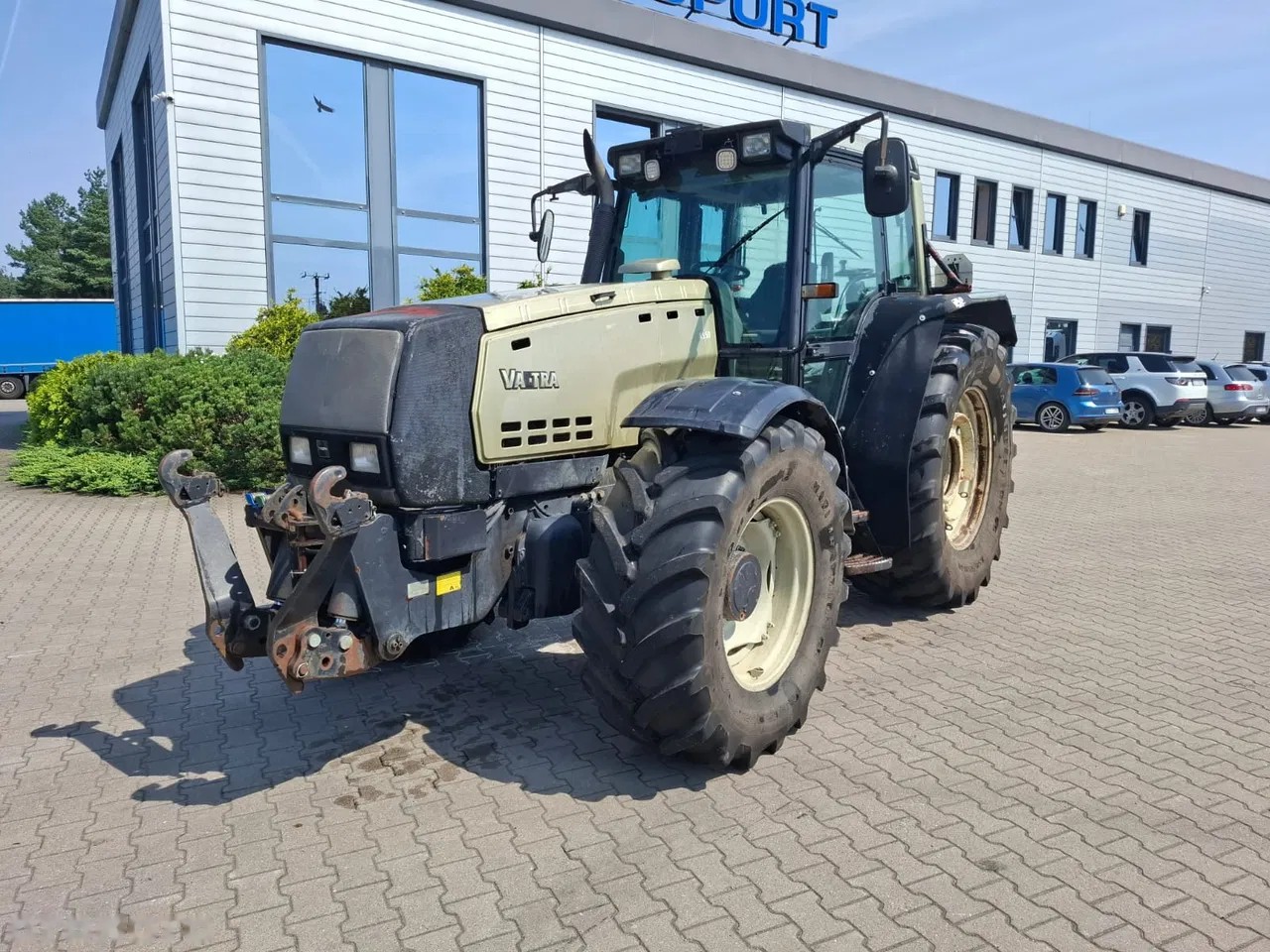 2001 Valtra 8550, 15.202 mth, Import Auf Lager in der EU — Foto 3 z 22