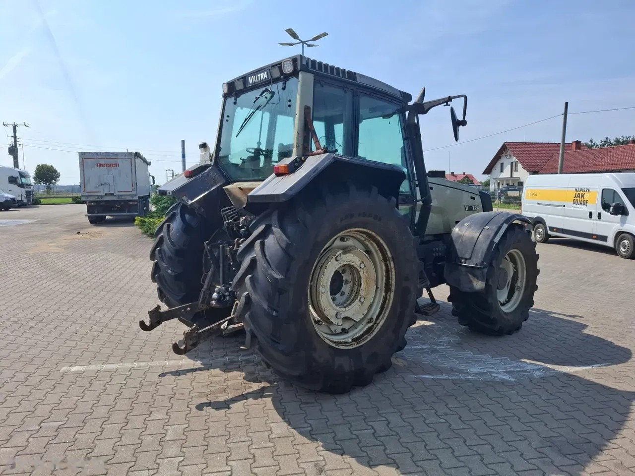 2001 Valtra 8550, 15.202 mth, Import Auf Lager in der EU — Foto 7 z 22