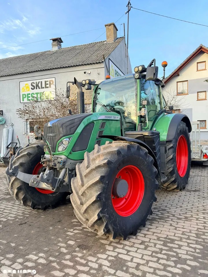 2014 Fendt 720 Vario, 8.642 mth, Import Auf Lager in der EU — Foto 1