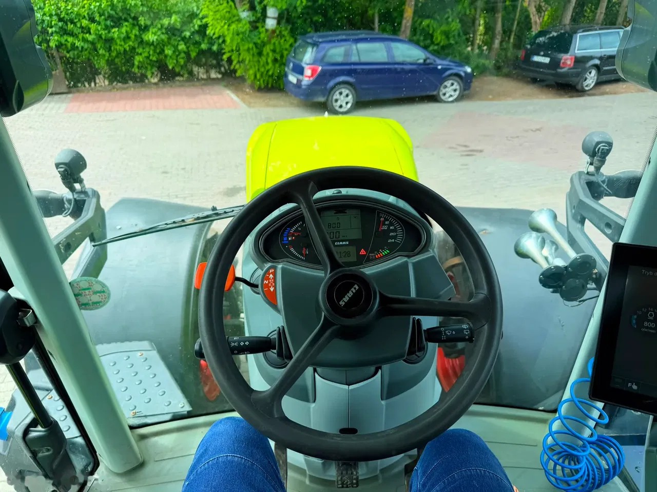 2019 Claas axion 830, Import Auf Lager in der EU — Foto 16 z 24